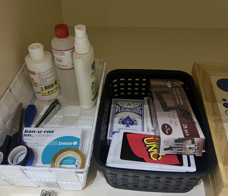 First aid kit & games