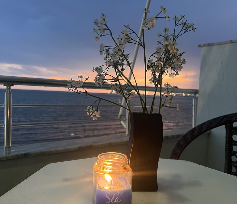balcony-sea-view